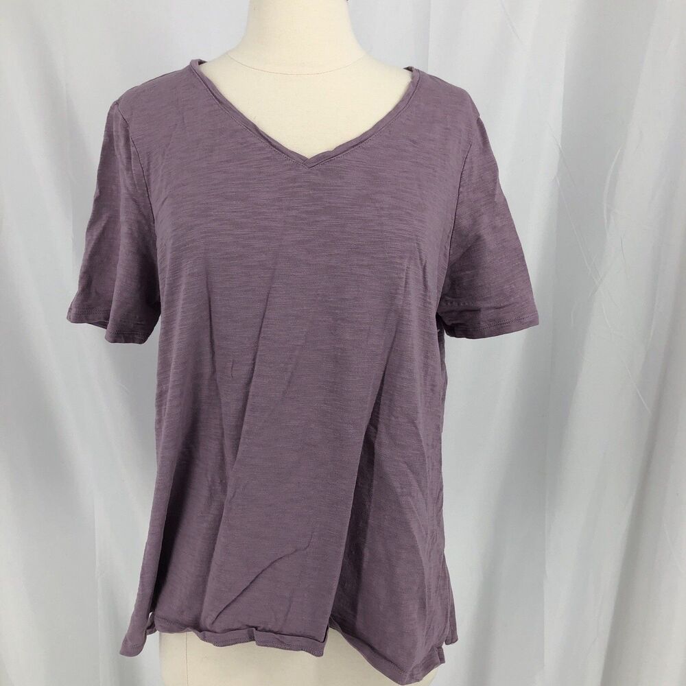 Chicos The Ultimate Tee size 2 Purple V-neck short sleeve T-shirt
